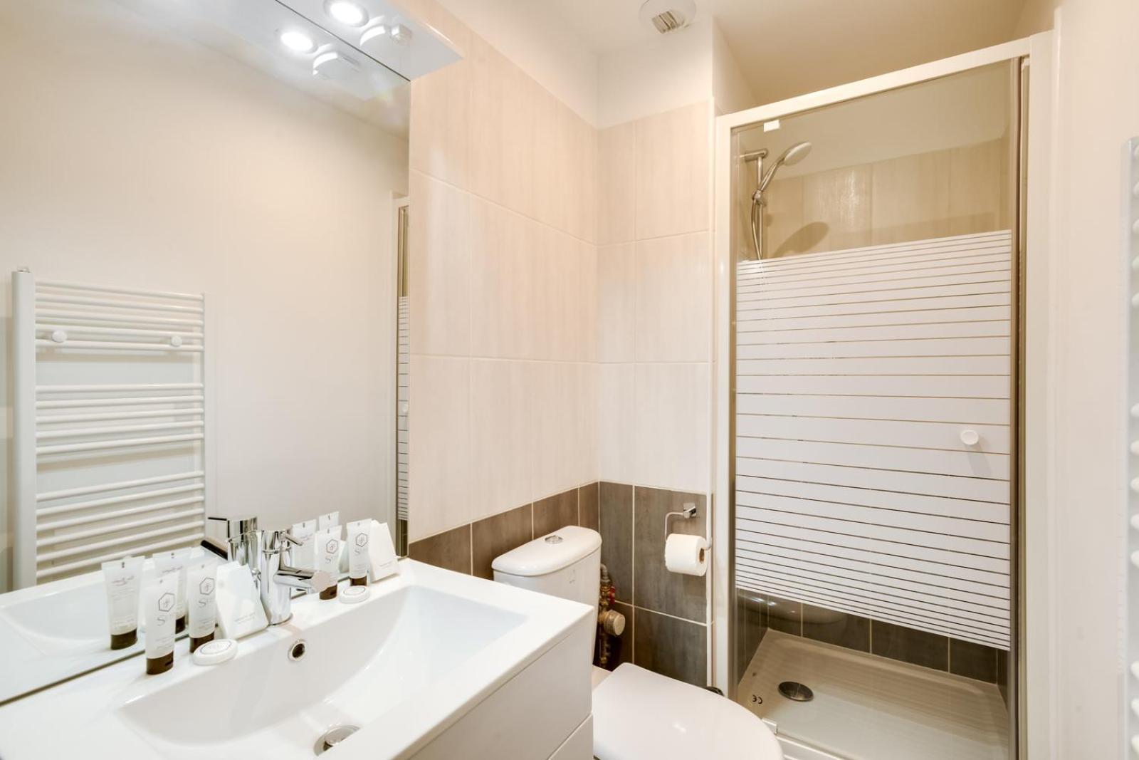 806 Suite Magic - Superbe Appartement Bagnolet Exterior photo